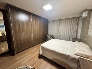 Apto 4 Quartos Frente Mar em BC com Vista Deslumbrante