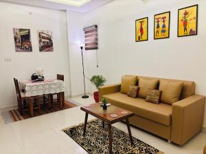 Zero5Homestays- Spacious and Modern 1BHK in Central Gwalior