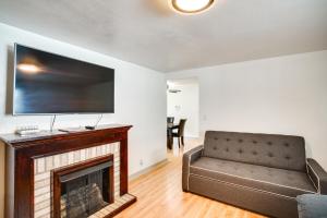 Walk to Main St Fond du Lac Retreat with Yard