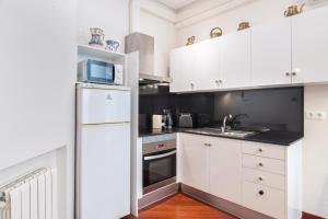 Modernist apartment in the best location, Eixample
