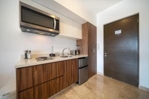 1 Bedroom condo with Pool - Bahay #504