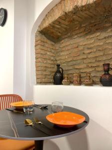 Charming Historic Apartment F2