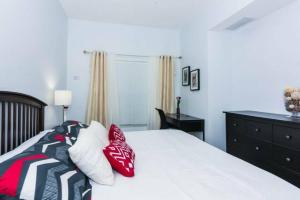Resort acess gatted community 2608
