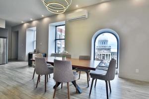 Yulux two Old Montreal luxurious apartments