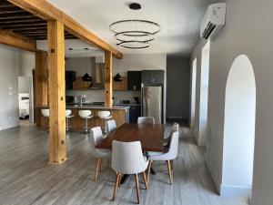 Yulux two Old Montreal luxurious apartments