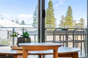 Modern Cottesloe Horizons