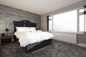 Amazing View Beachfront 3BR 5Beds 7 Guest