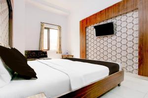 Hotel O Aaditya heights