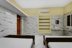 Hotel O RR Residency