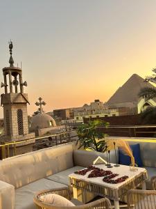 Khufus Pyramids Inn