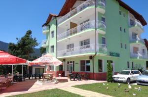 Family Hotel Panorama - 1hvězdičkové hotely ve městě Sarnica