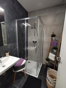 Sunny Balcony Apartment Brno