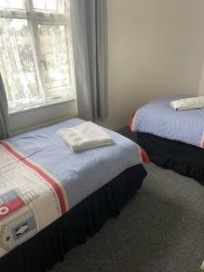 4 Bedroom School House