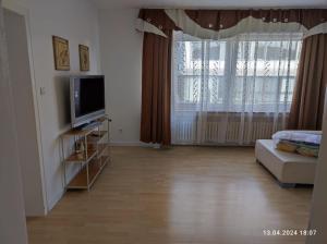 Dreibettzimmer mit Gemeindschaftsbad
