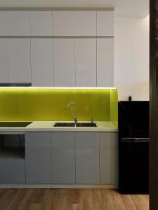 La Douce Room Pink River View