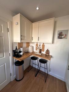 Old Forge Broadstairs with Garden Nr Dreamland