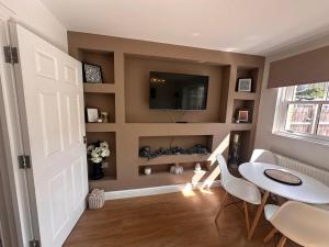 Old Forge Broadstairs with Garden Nr Dreamland