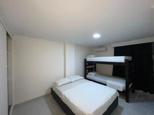 Apartamento en el rodadero - Primera linea de playa