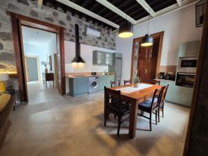 Casa Manuela & Federico – Piscina Climatizada