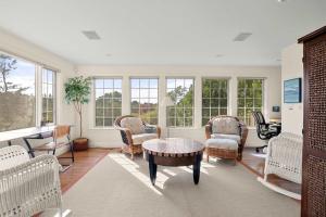 Water Views & Private Tennis Court