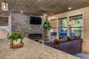 Summit View By Avada Properties