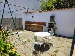 VV Casa Matilde "by henrypole home"