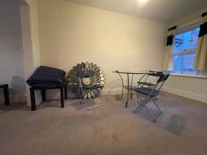 One bedroom studio flat