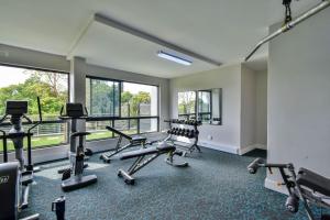 Menlyn apartment with ensuit Regency Hotel