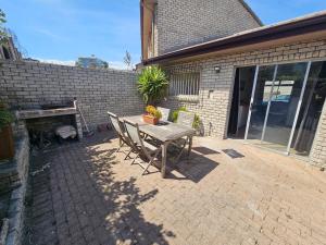 #2 Coral Cottage 2-Bed