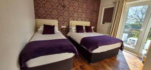 Two Bedroom Holiday Home in Kilronan