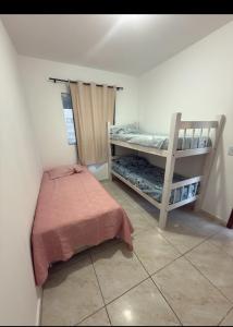 departamento en ingleses, dos dormitorios mas livign comedor etc