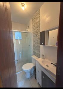 departamento en ingleses, dos dormitorios mas livign comedor etc