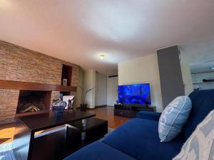 ParkViewQuito La Carolina Airport Pickup and Tours