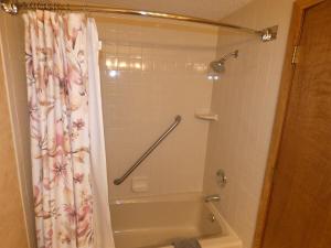 Timber Ridge Retreat