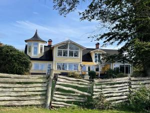 10 person holiday home in Mörbylånga-By Traum