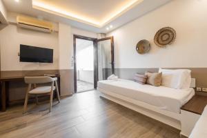Apartment in Gerakini with a shared swimming pool