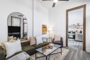 Delightful Canal Street Family Home in Mid-City