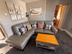 Christie Cottage Trinity Mews