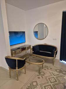 Golf Lake Studio