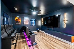 4BR, Home Theater, near Spooky Nook Sports Complex