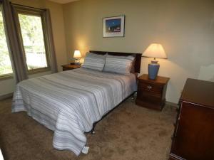 Snowshoe Sanctuary at Summit Village