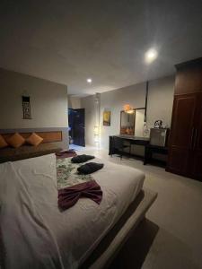 Khum dara lanta resort