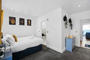 Contractor Stay 2bed 2Bath In the Lanes Sleeps 8