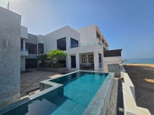 Wadi ShabFins Villa