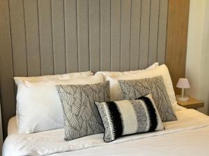 Luxury Seaview Studio in Tambuli with free coffee