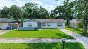 King-Style Retreat - 4 BR - Family Friendly