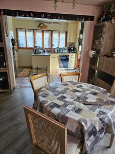 1 petite chambre dans une maison privé