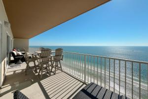 Crystal Shores West Unit 1402