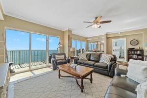 Crystal Shores West Unit 1402