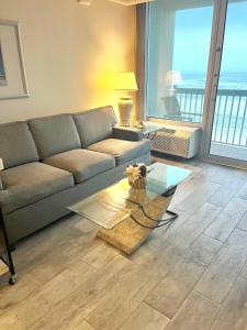 Daytona Beach Resort 1 bdrm family condo wkitchen